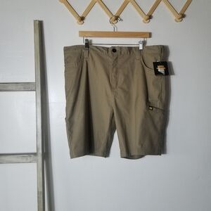 NWT CAT CATERPILLAR MEN'S SHORTS SIZE 40